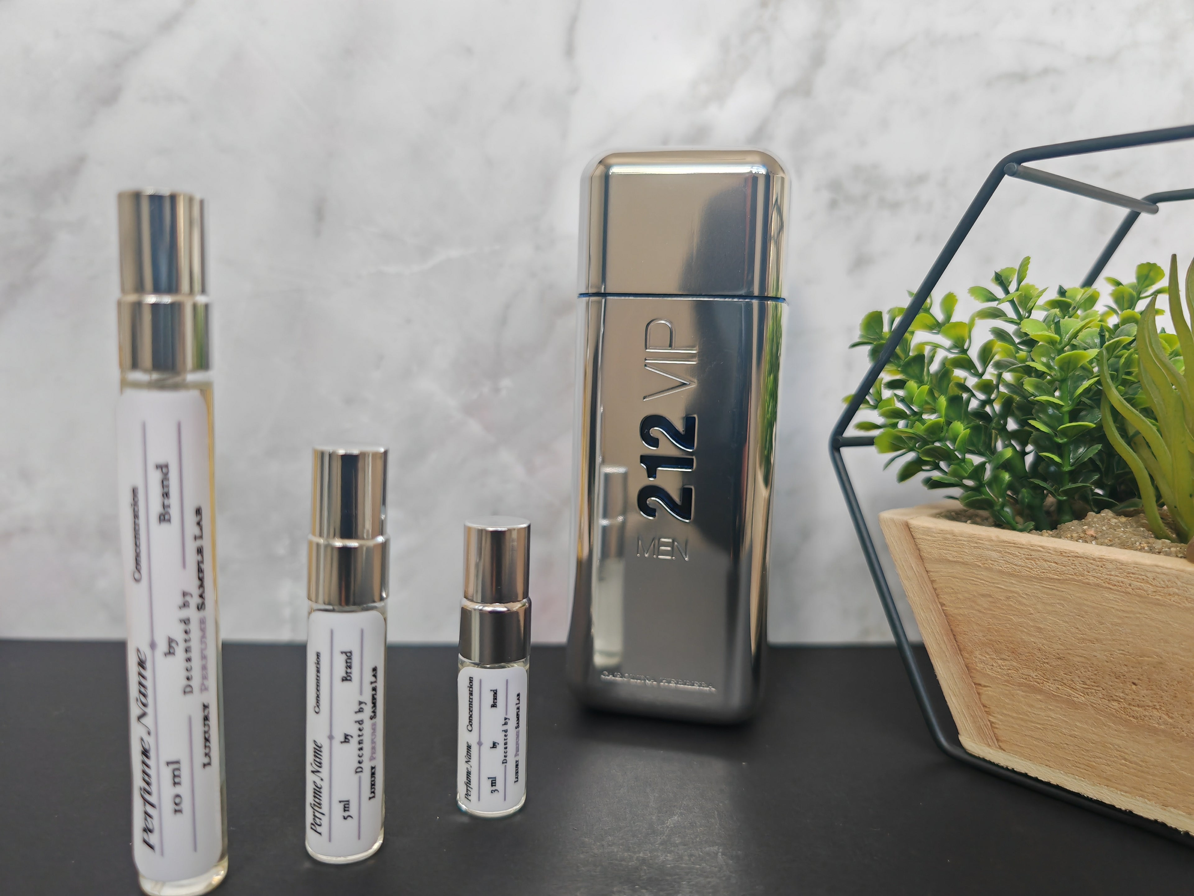 Carolina Herrera 212 VIP Men Eau de Toilette – Perfume Sample