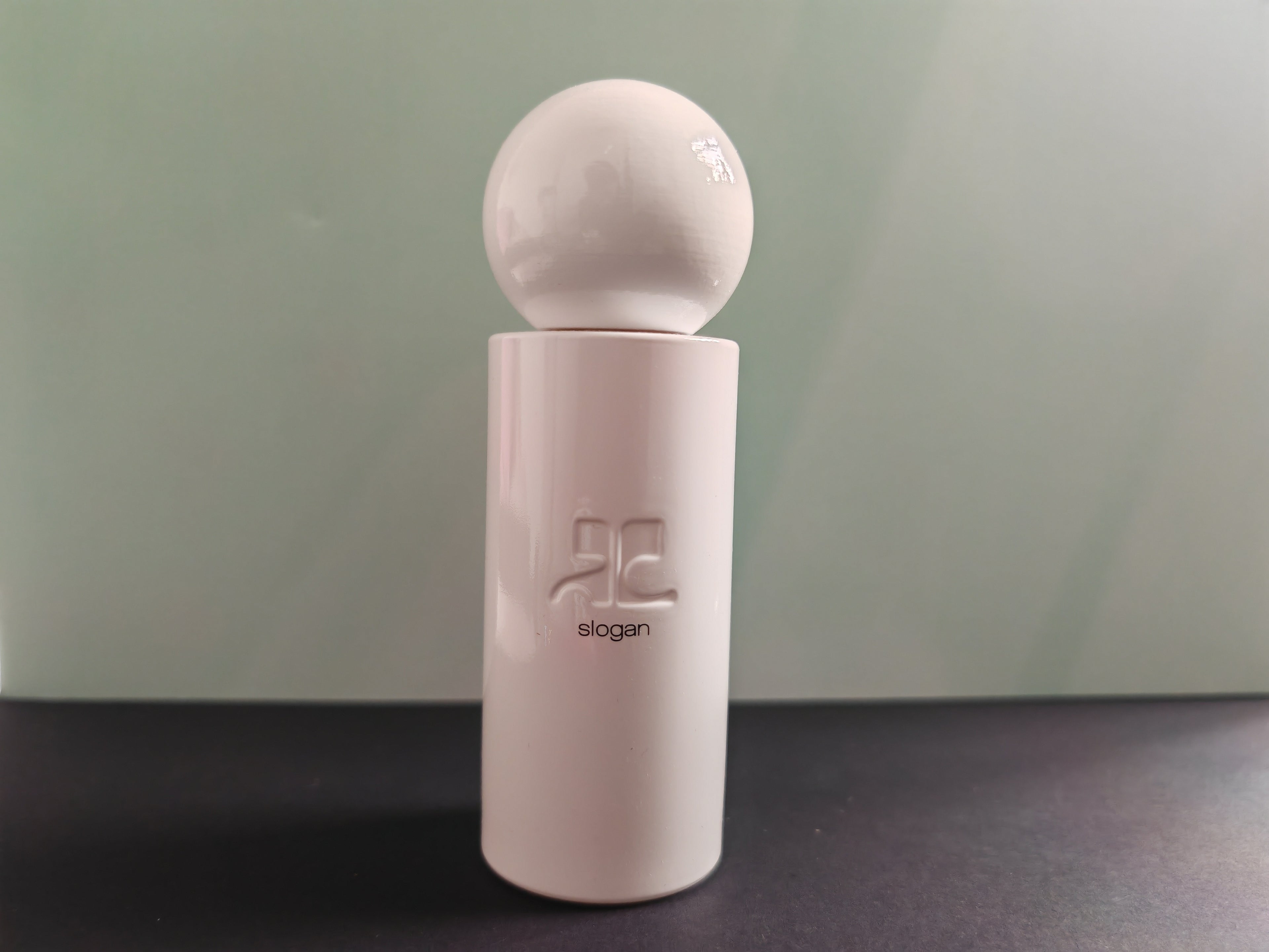 Courrèges Slogan Eau de Parfum – Perfume Sample