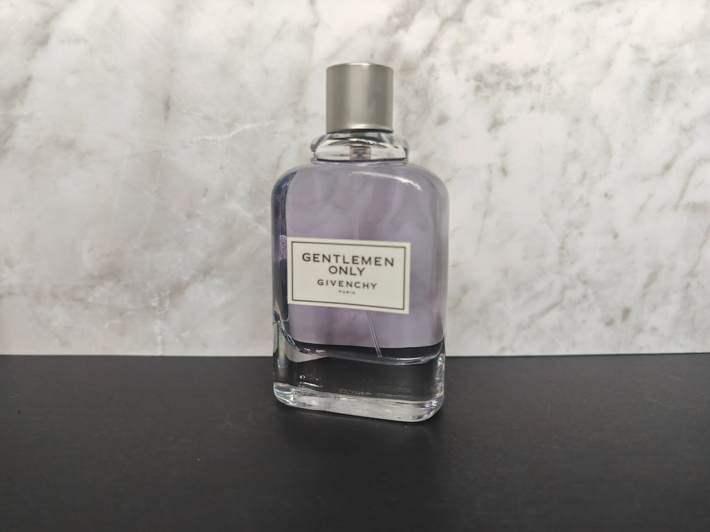 Givenchy Gentlemen Only Eau de Toilette – Perfume Sample
