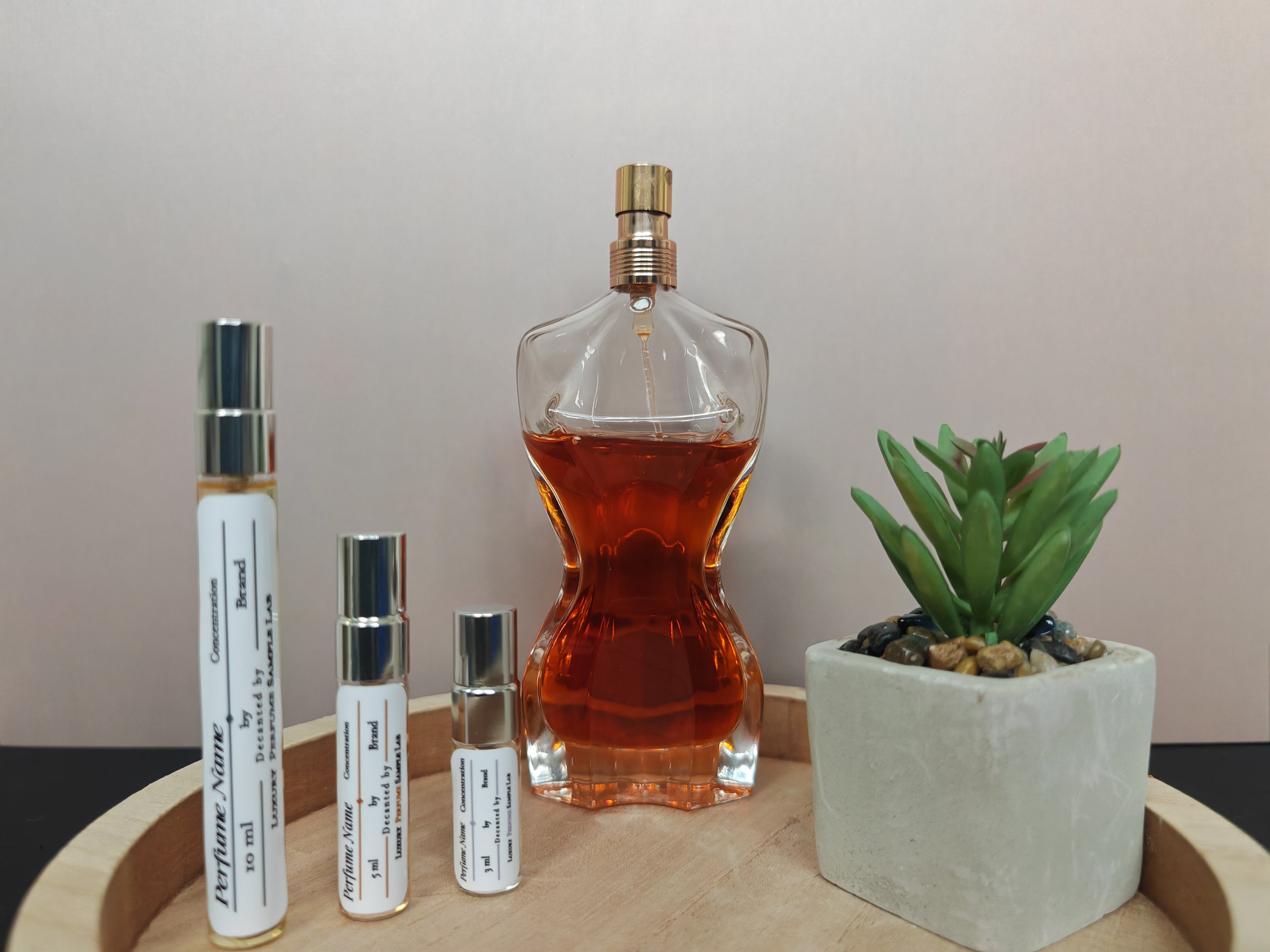 Jean Paul Gaultier Classique Essence de Parfum – Perfume Sample