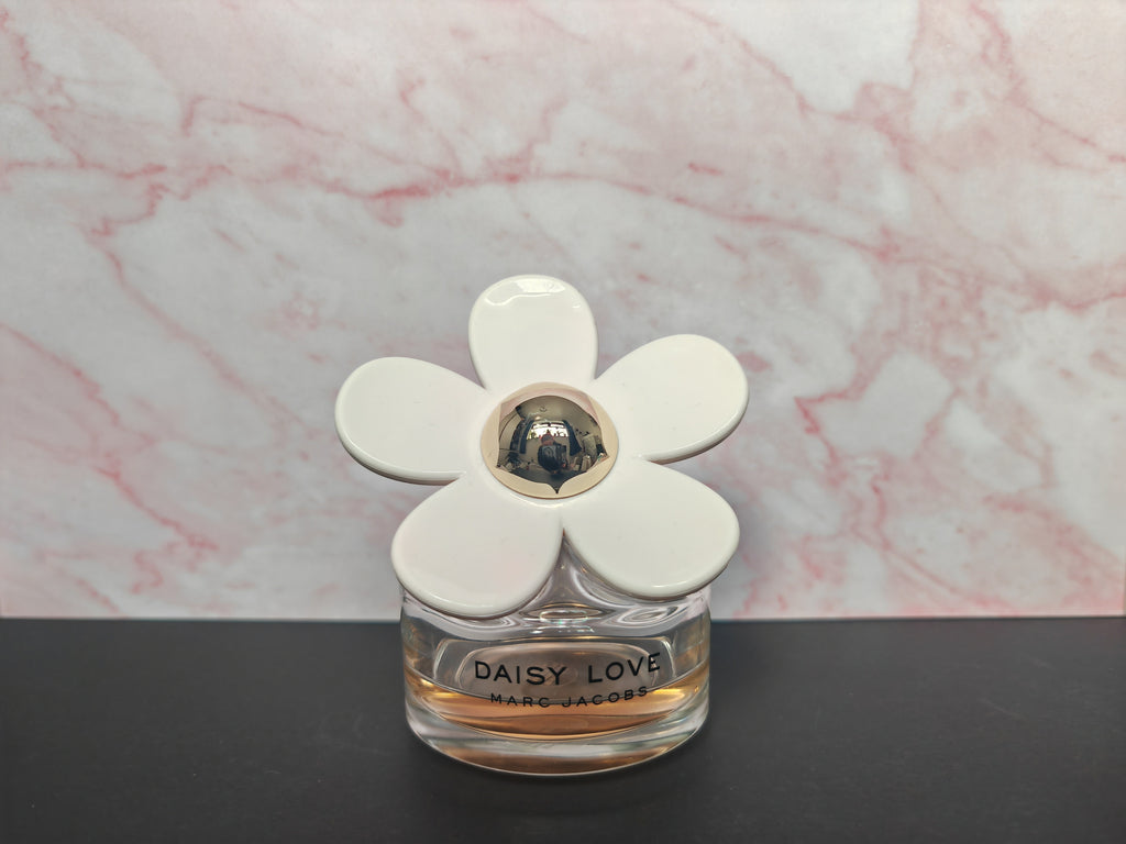 Marc Jacobs Daisy Love Eau de Toilette – Perfume Sample