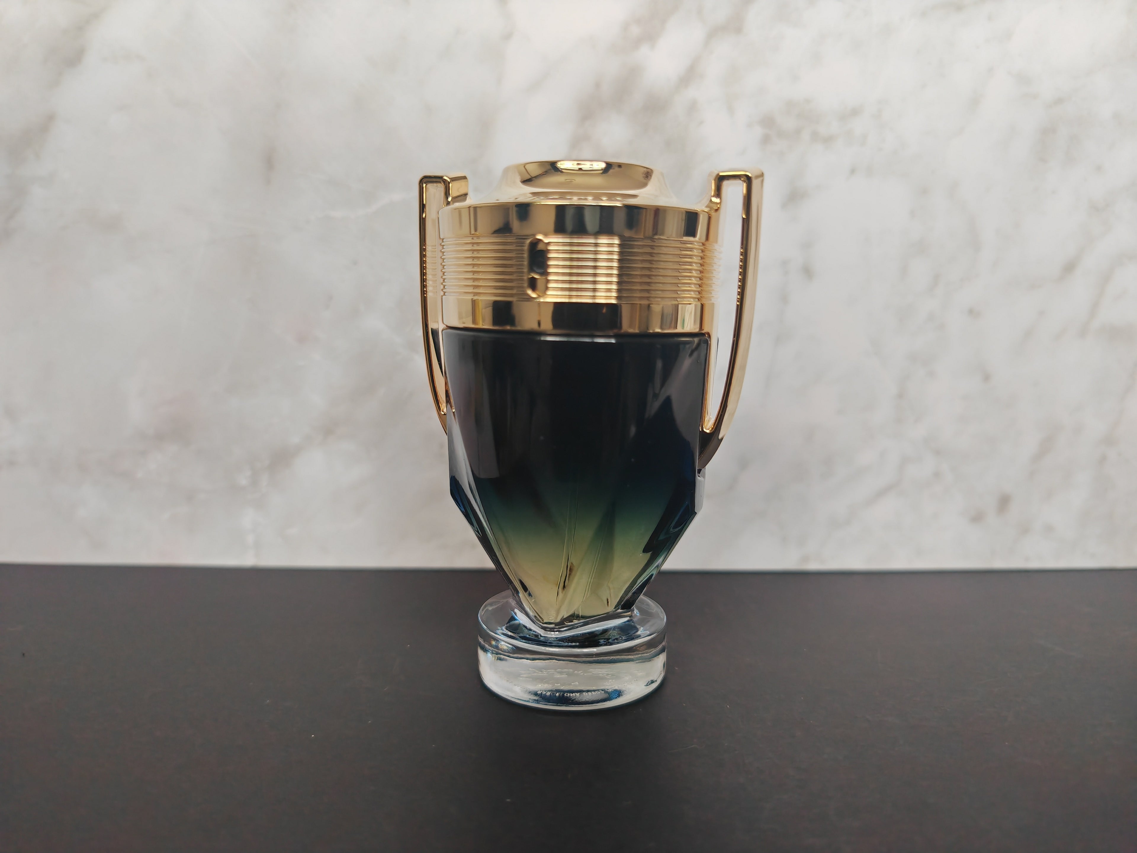 Rabanne Invictus Parfum – Perfume Sample